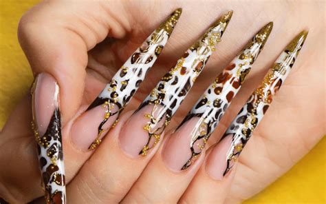 Trendy and mystical: the latest nail art trends you need to try